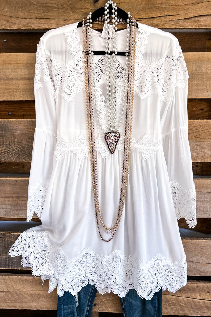 AHB EXCLUSIVE - The Most Beautiful Top -  Ivory