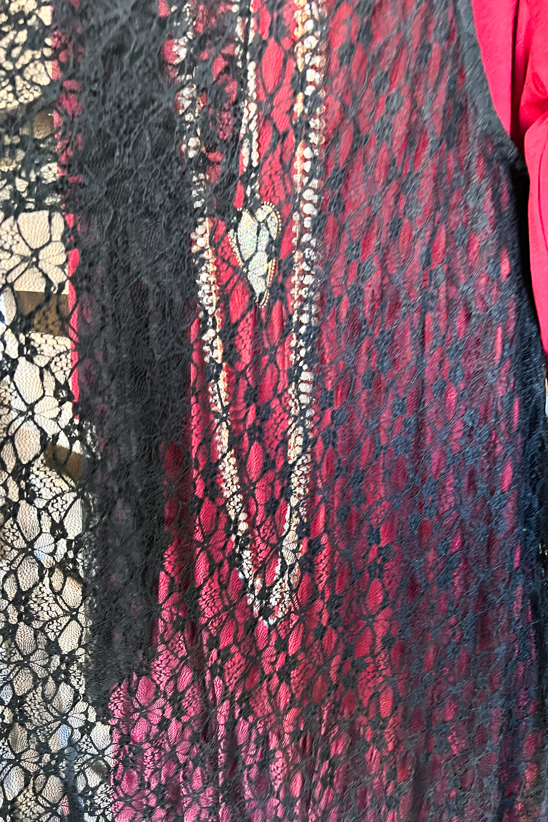 Run To Me Lace Vest - Black