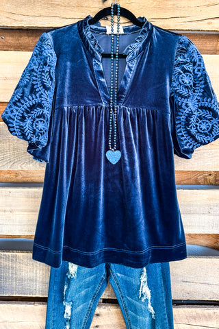 Confidence Is Everything Tunic -  Seaweed