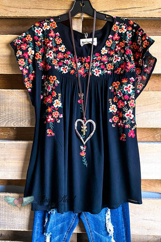 AHB EXCLUSIVE: Timeless Travels Dress - Black
