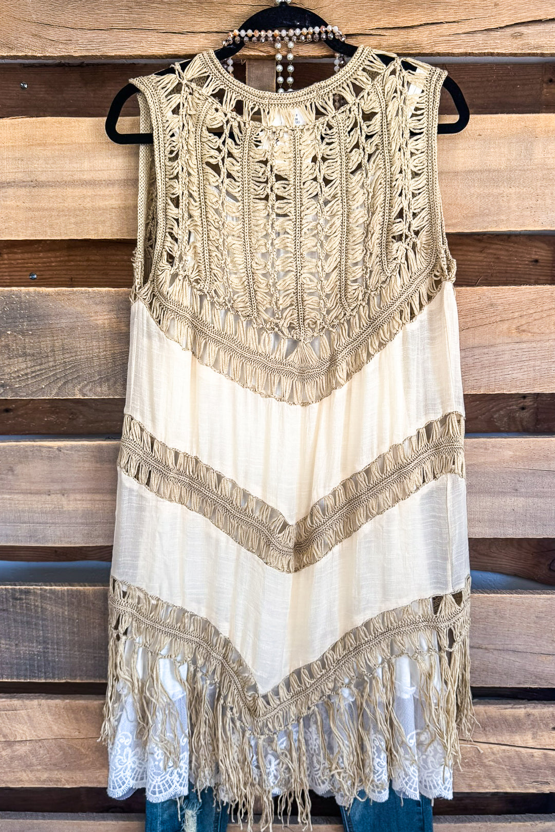 Traveling Abroad Vest - Beige