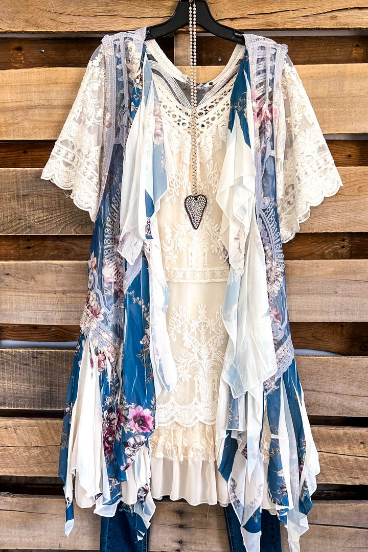 AHB EXCLUSIVE: Symbolizing Romance Vest - BG/SL/BL/CHFL