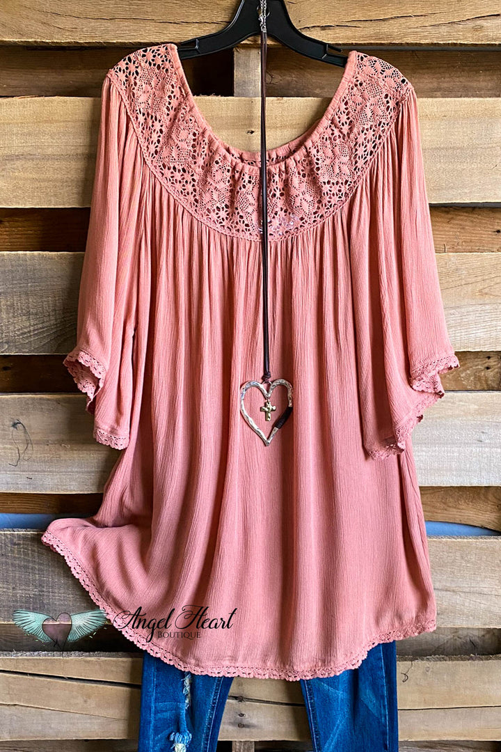 AHB EXCLUSIVE:  Feeling Free Tunic - Mauve - SALE