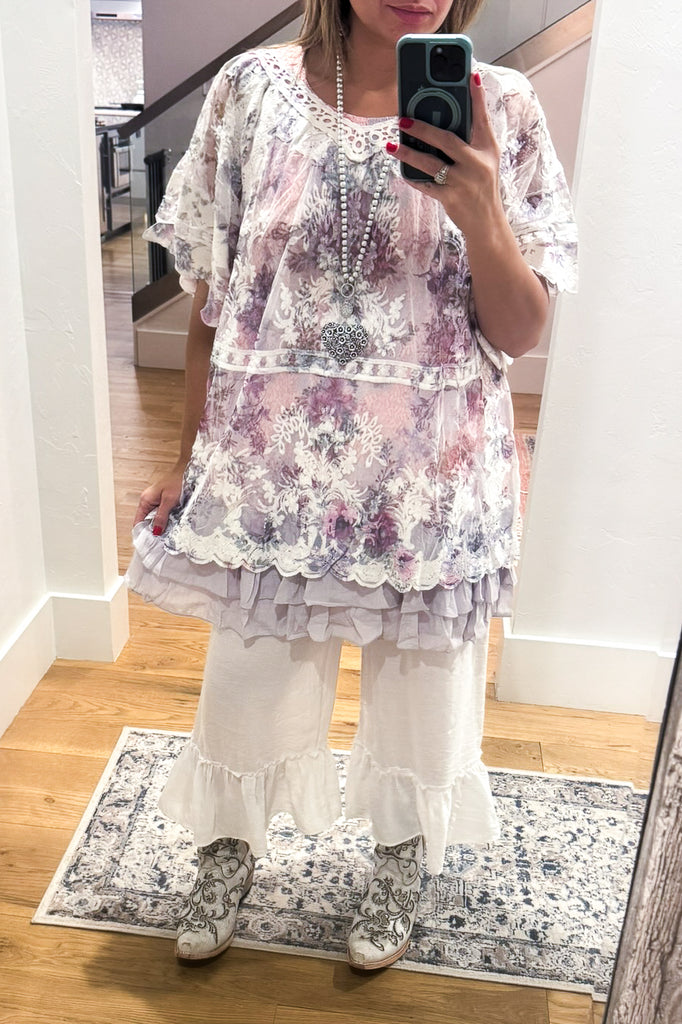 Ruffled Comfort Capris - White