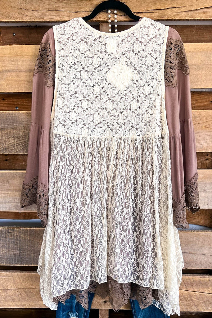 Run To Me Lace Vest - Beige