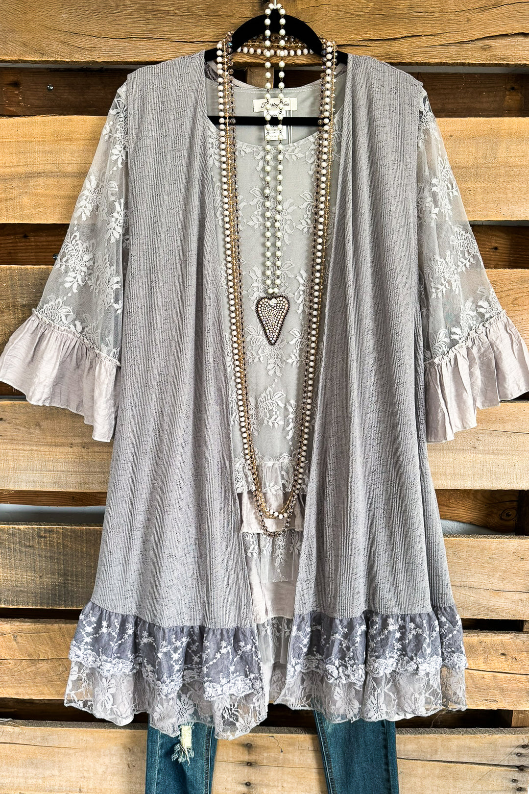 AHB EXCLUSIVE: Willow Delight Vest - Light Gray