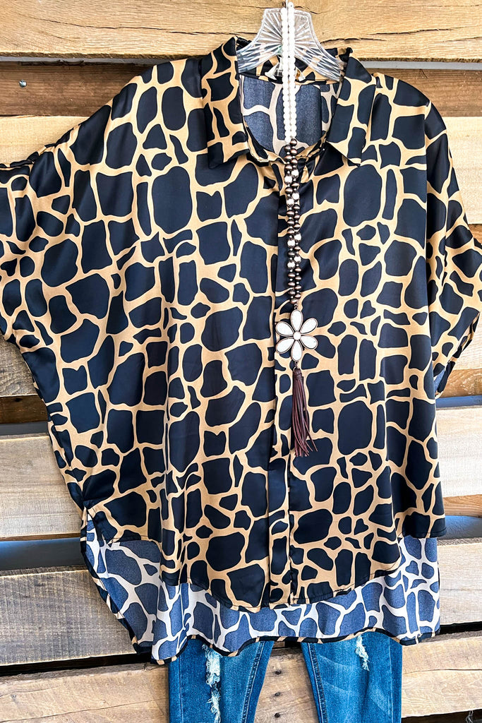 Venture Awaits Tunic - Black