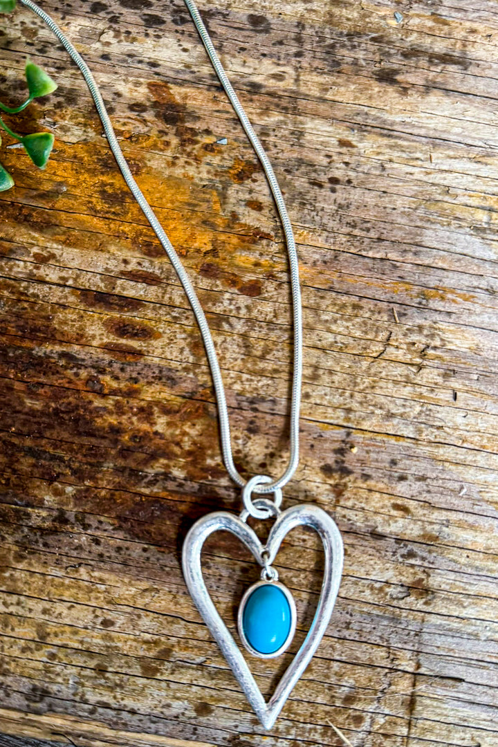 Center Of My Heart Necklace - Silver