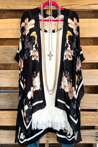 Summer Resort Kimono - Black