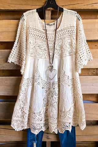 AHB EXCLUSIVE: Sweet Talker Tunic - White