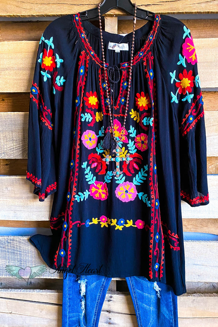 AHB EXCLUSIVE: Faith In Love Tunic - Black - SALE